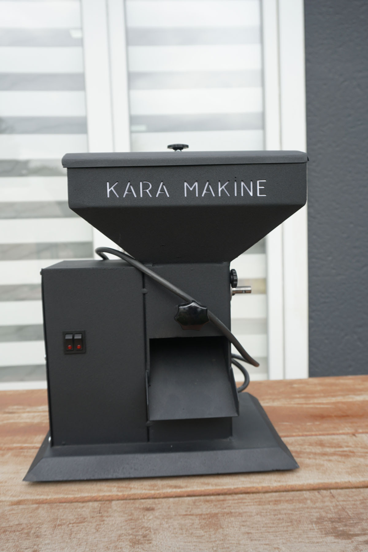 Arel Tarım Ceviz Kırma Makinesi